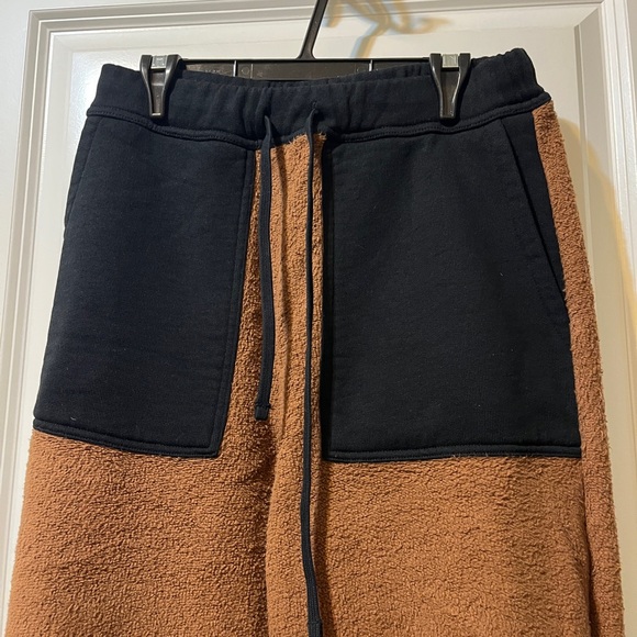 KOTN Brand 100% Cotton Fleece 2 piece set. - Picture 4 of 9